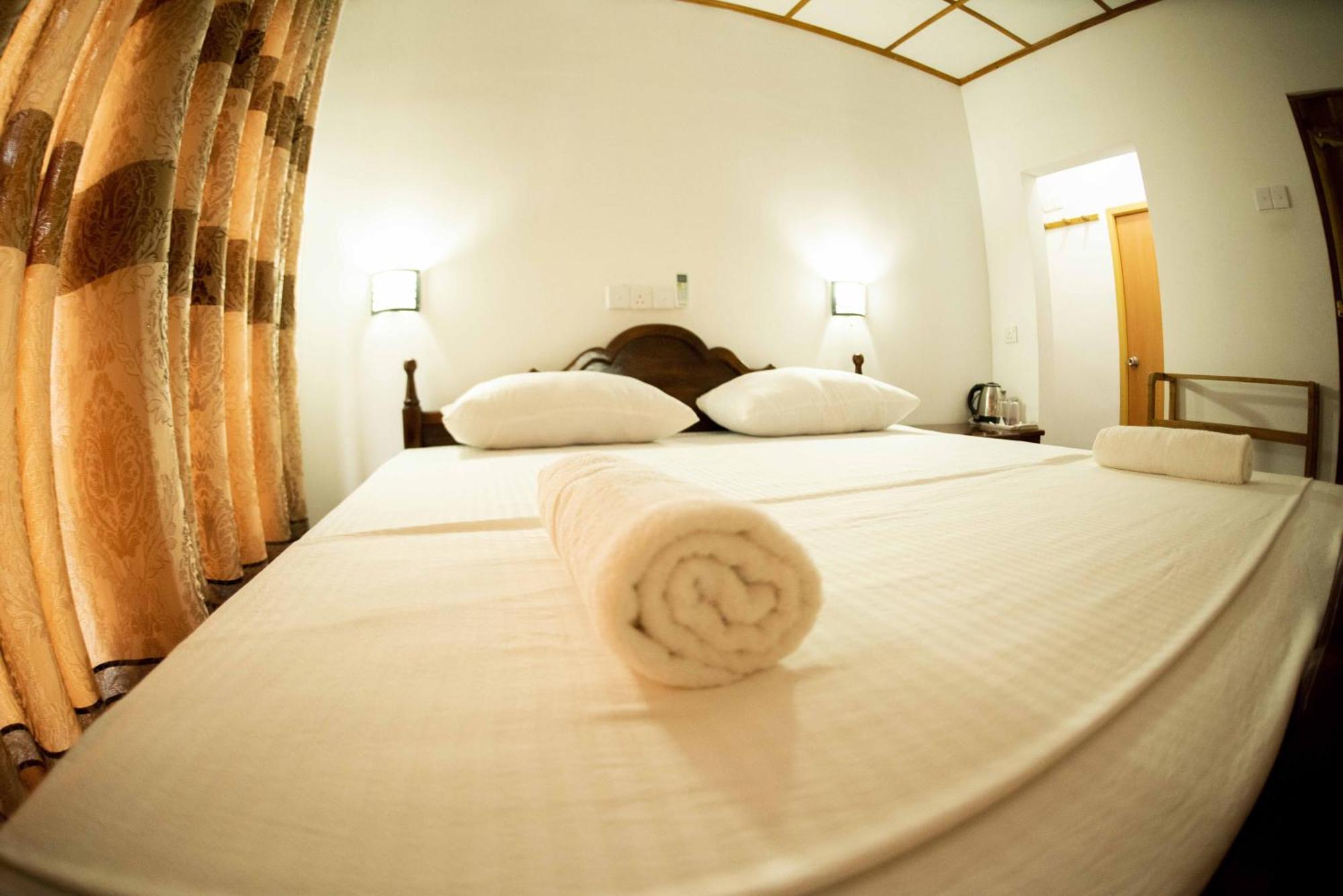 Hotel Wildlife Safari House Udawalawe Exterior foto