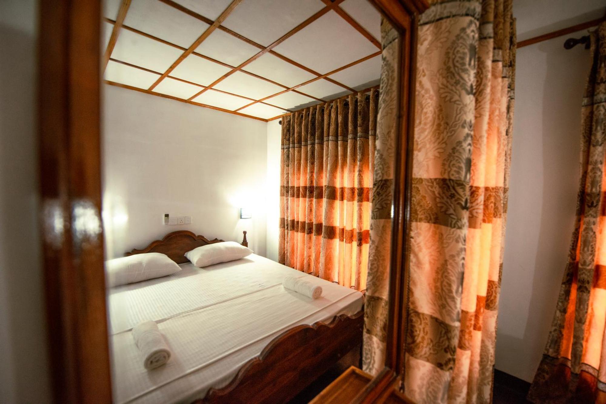 Hotel Wildlife Safari House Udawalawe Exterior foto